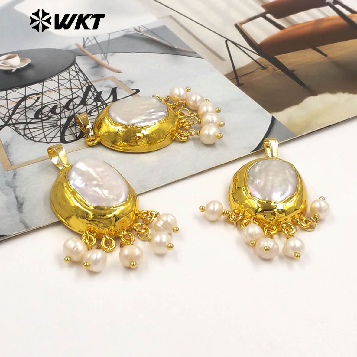 WT-JP435 Amazing Luxury Natural Freshwater Pearl With Dangling Tiny Beads Gold Plated Pendant For Women Elegant Jewelry Design