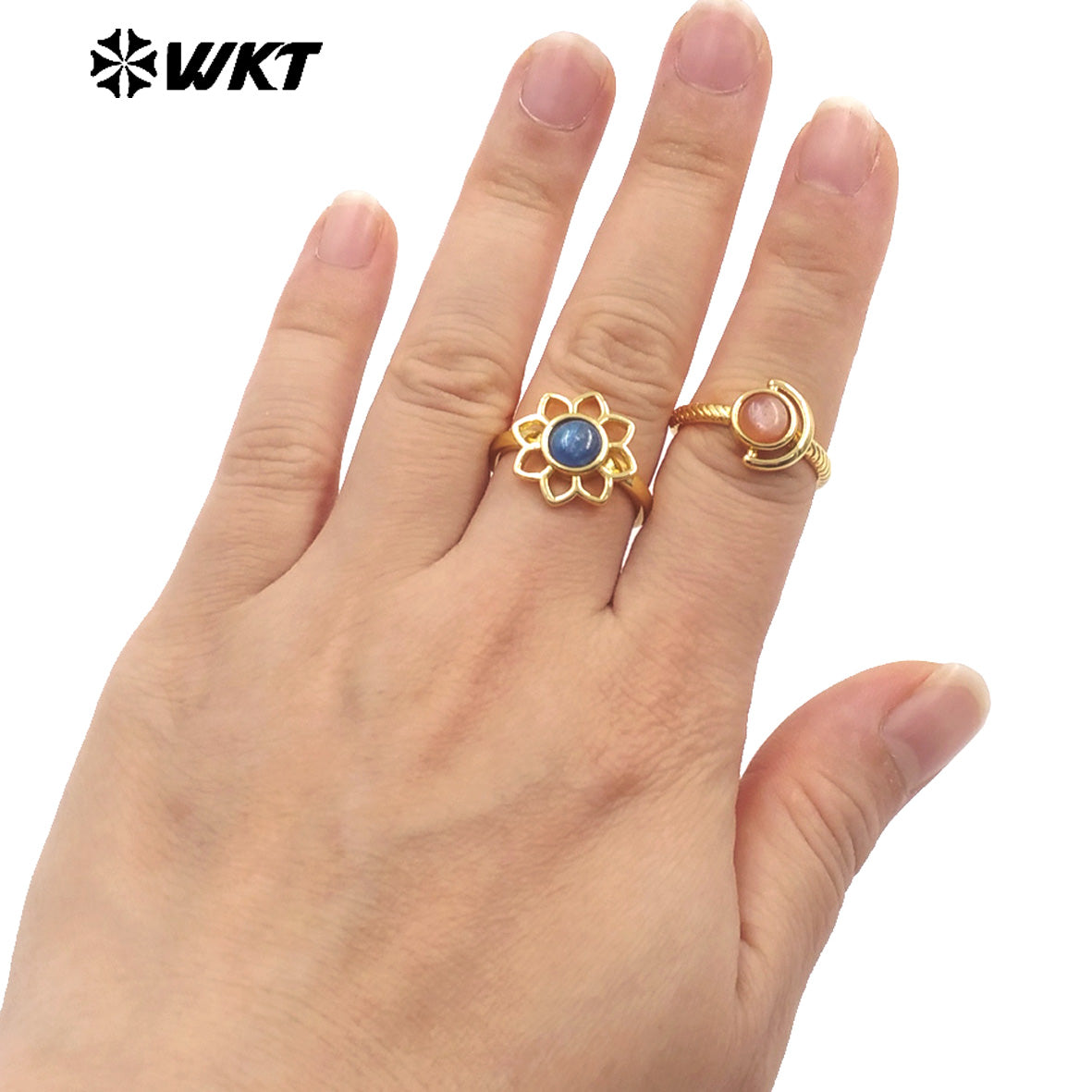 WT-R535 Elegant Gold Plated Resist Tarnishable Lotus Flower Stone Ring for Lady Daily Wear or Gift for Friend Jewelry