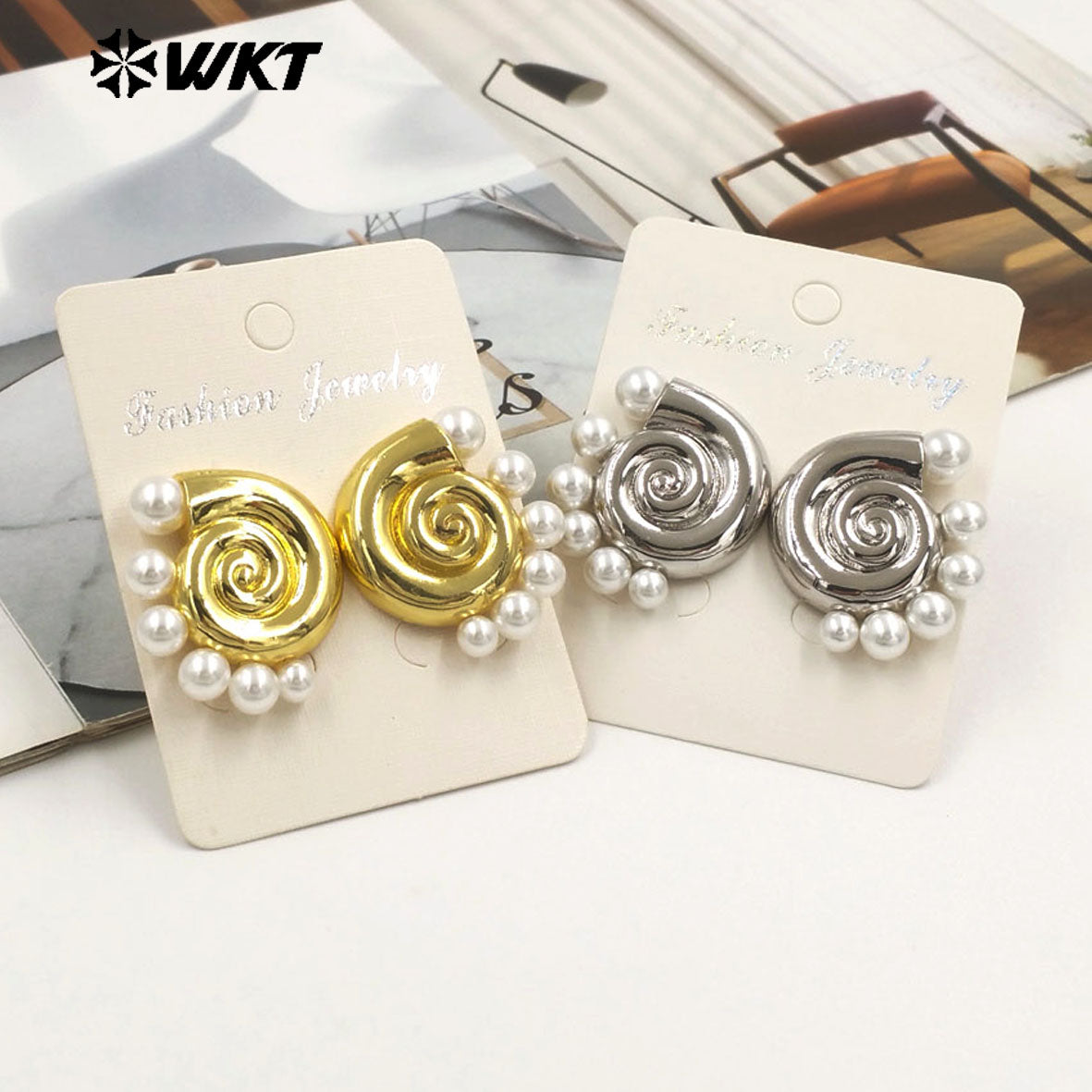 WT-ME130 Summer Hot Sales Gold And Silver Plated Brass With Artificial Pearl Shell Shape Earrings For Daily Casual Wearing