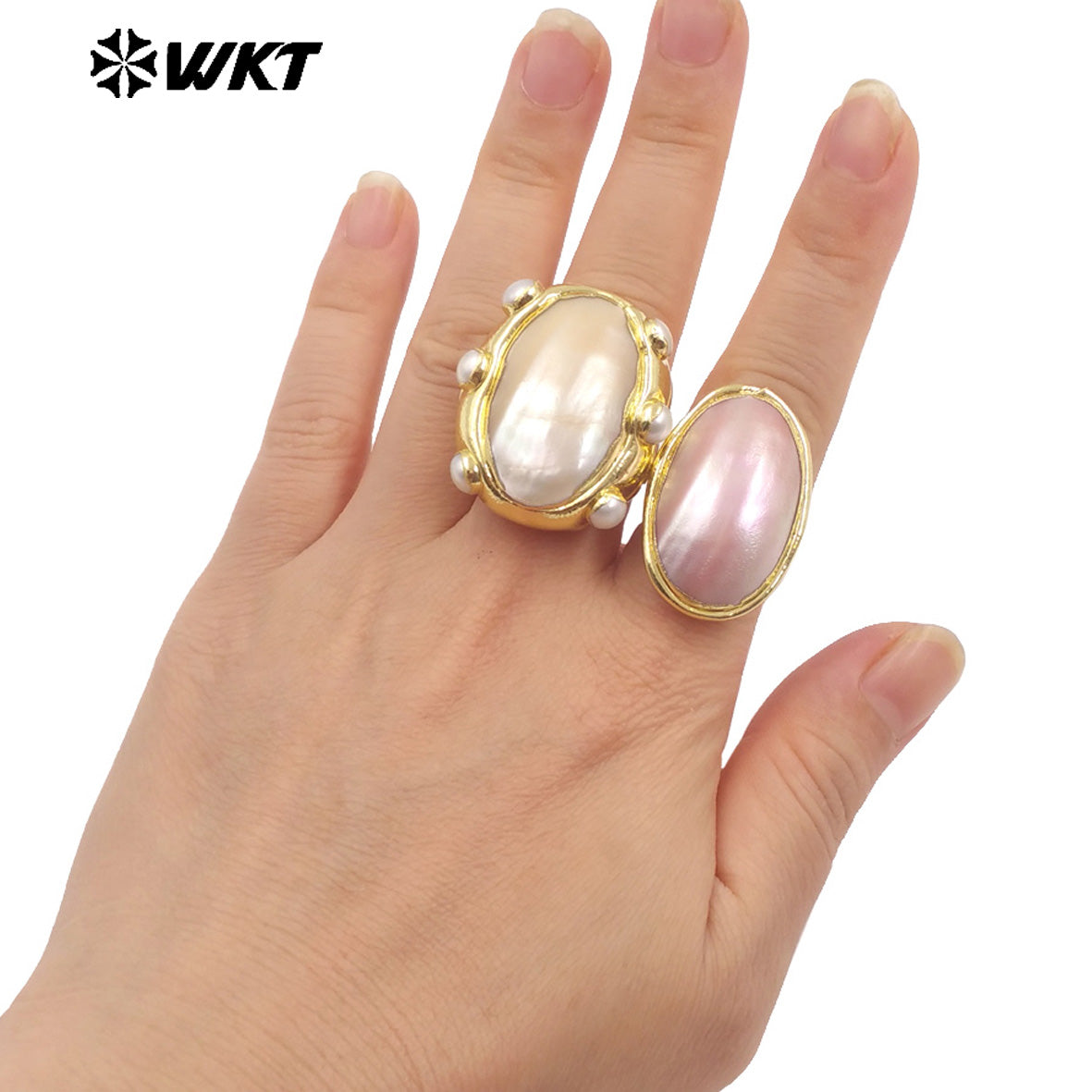 WT-MPR113 Wholesale18K Gold Plated Oval Adjustable Pink and White Pearl Combination Large Mabe Shell Ring As Anniversary Gift