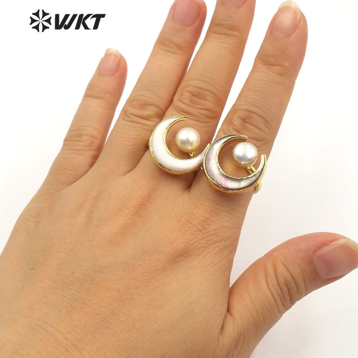 WT-R344 Unique Special Design Bohemian Crescent Shell Pearl Ring in 18k Gold Plated Women Fashion Pearl Ring