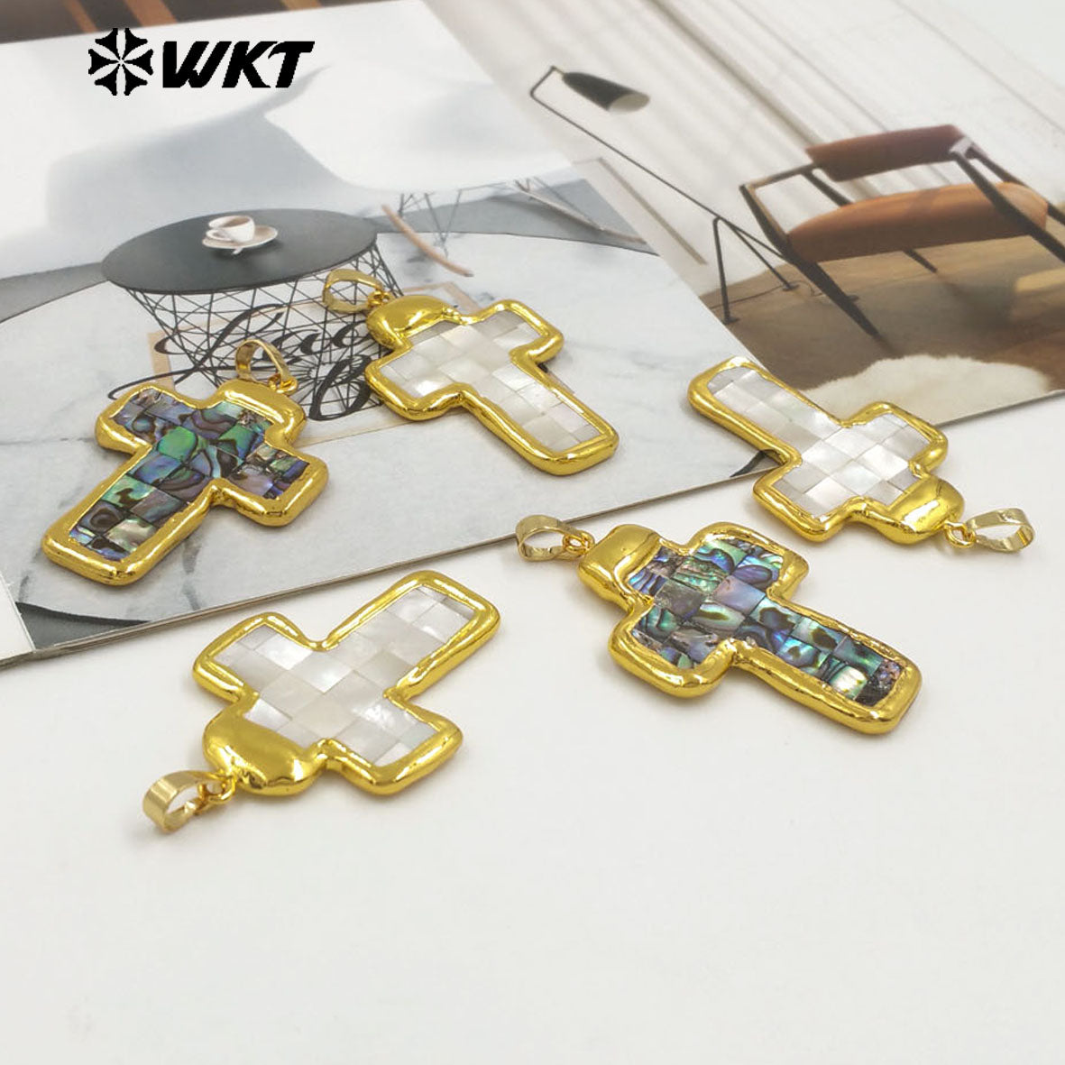 WT-JP407 Wholesale Newest Exquisite Pendant With Natural Abalone and White Shell Gold Edged Block Stitching Cross Shape DIY