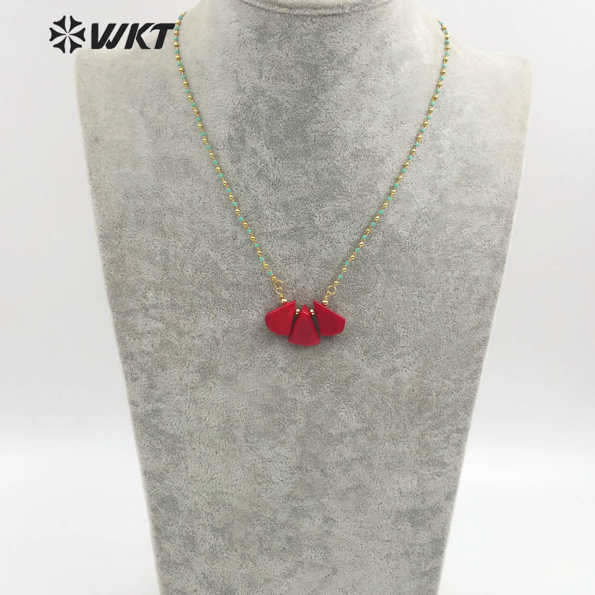 WT-N1198 New Natural Red Coral Beads Necklace Fashion Handmade Small Charm Coral Necklace Hot Sale Jewelry Necklace