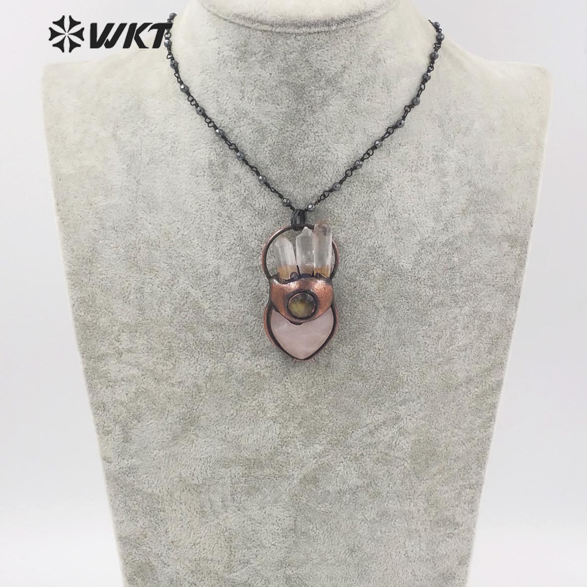WT-N1341 WKT Natural Rose Quartz With Crystal Pendant Lovely Necklace Exquisite Heart Shape Natural Stone Jewelry Necklace