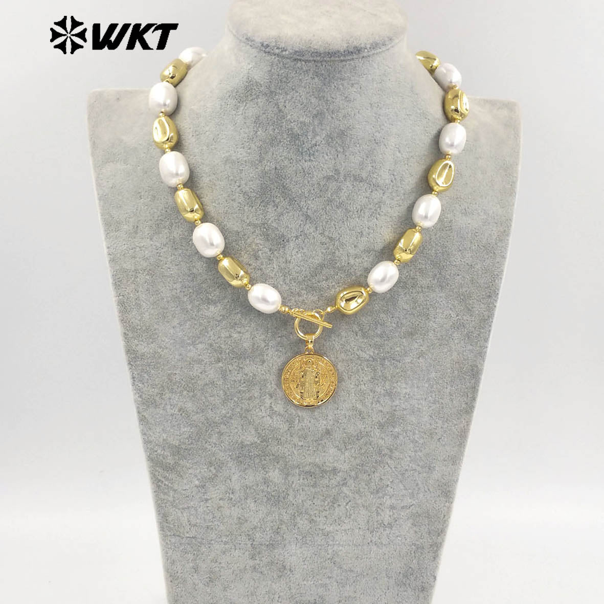 WT-JN303 Customize 18K Gold Plated and Silver Round Flat Pearl Beads Religious Shell Necklace Fashion Special Jewelry for Ladies