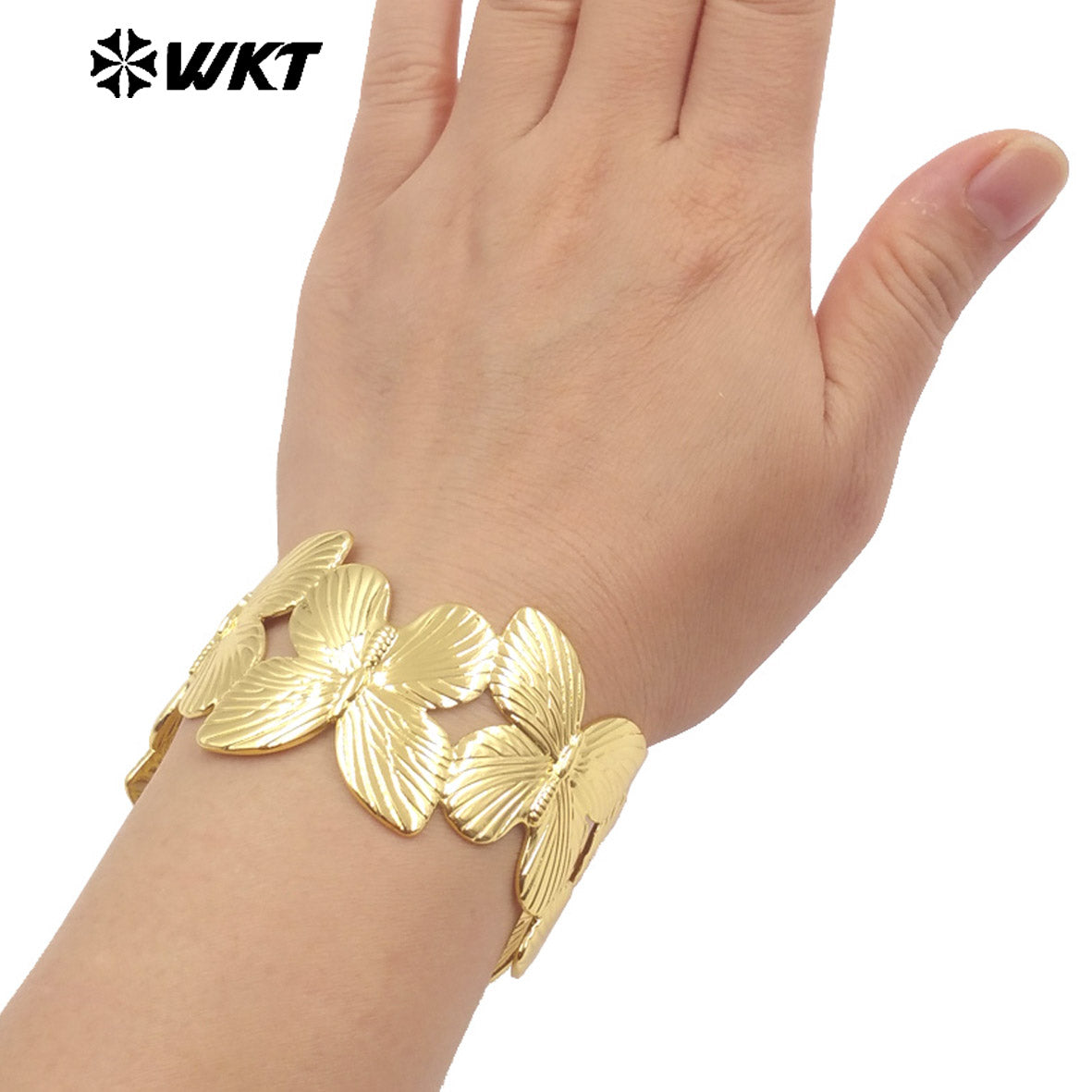 WT-B683 Stylish and Exquisite 18K Gold Plated 5 Butterfly Splicing Natural Yellow Brass Adjustable Bracelet Jewelry for Women
