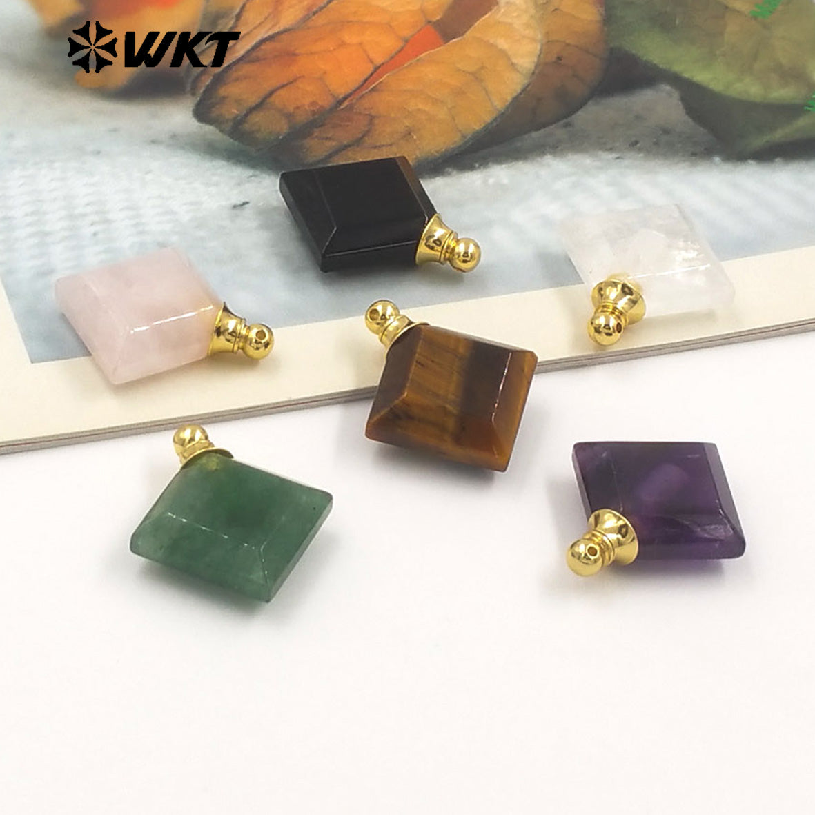 WT-P1980 Newest Fashion Gold Plated Diamond Shape Double Faceted Precious Gemstone Made Perfume Bottle Jewelry Pendants