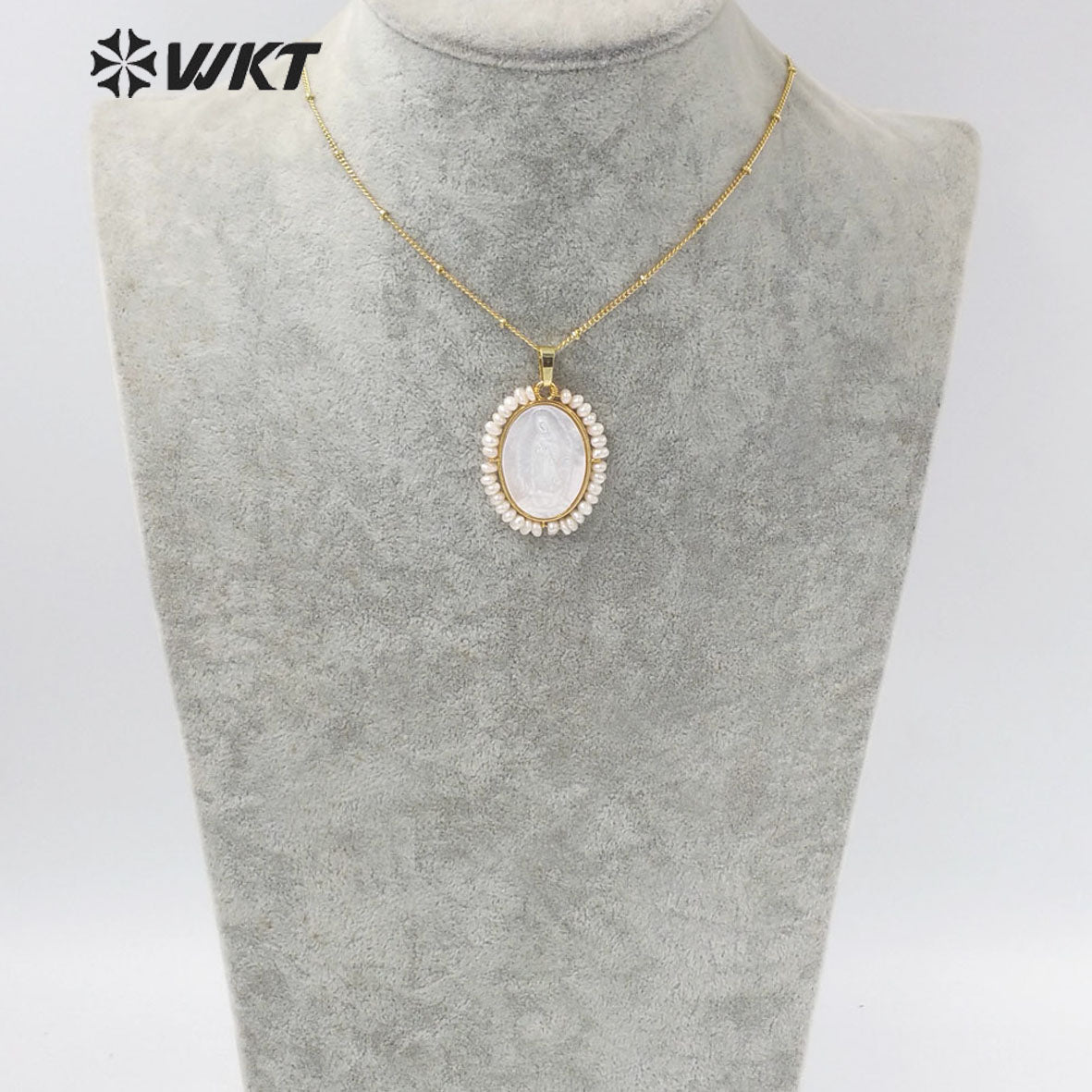 WT-JN158 Wholesale Unique Handmade Fashion Gold Bezel WIRE Wrapped Virgin Mary Pendant Necklace Freshwater Pearl Charm Necklace