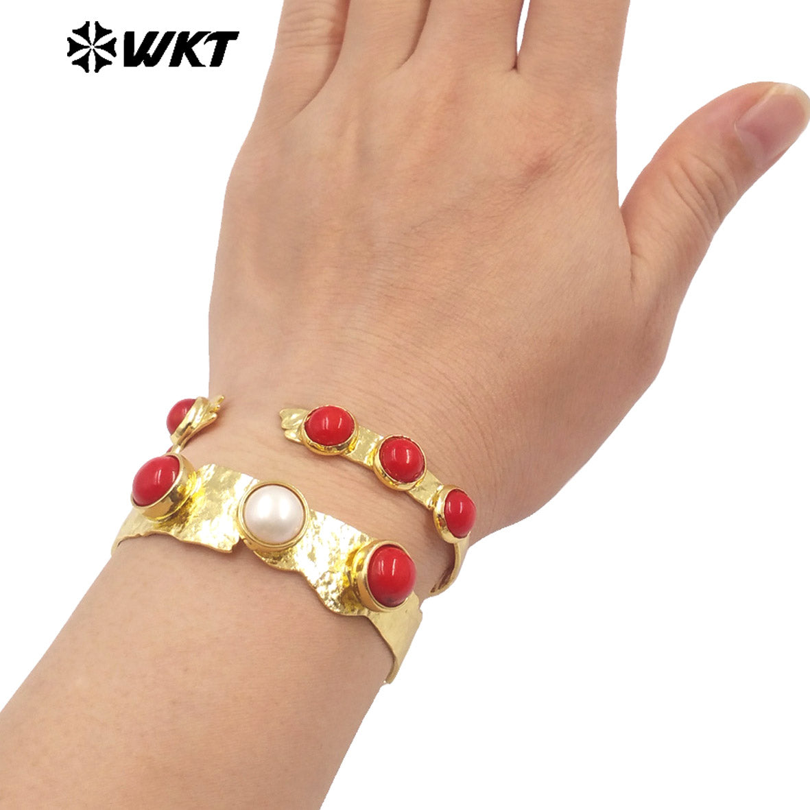 MPB109 Amazing Gorgeous Fashion Bohemian 18K Real Gold Plated Triple Stone Pearl and Coral Round Shape Women Jewelry Bangle