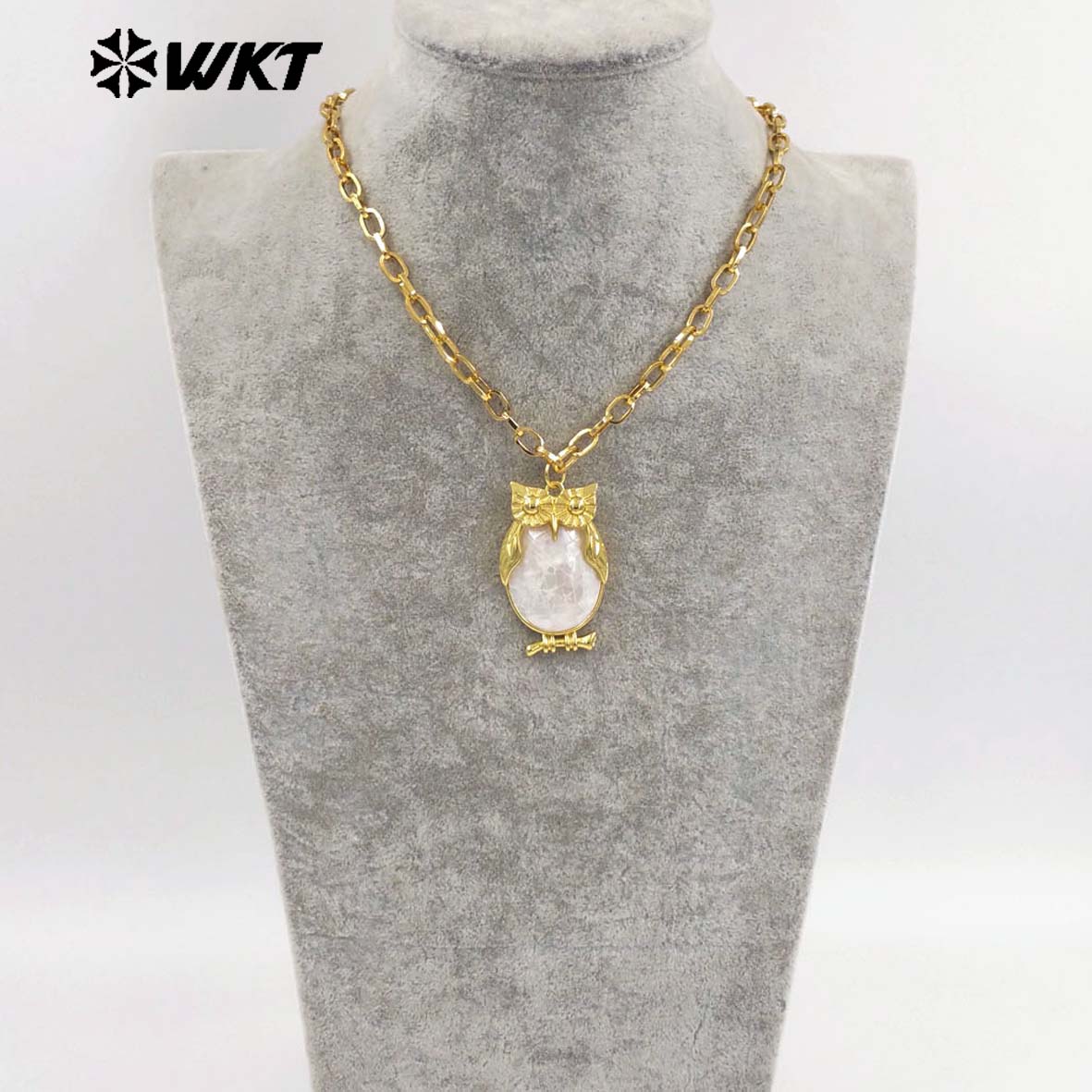 WT-JN337 Excellent Lovely Style Jewelry 18K Gold Plated Natural Shell Owl Shape Pendant Necklace For Trend Birthday Gift
