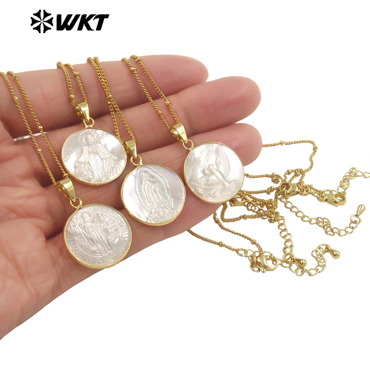 WT-JN032 New Hotsales White Shell Carved Mary of Guadalupe Pendant Necklace, Gold Bezel White Shell Jesus Mary Necklace
