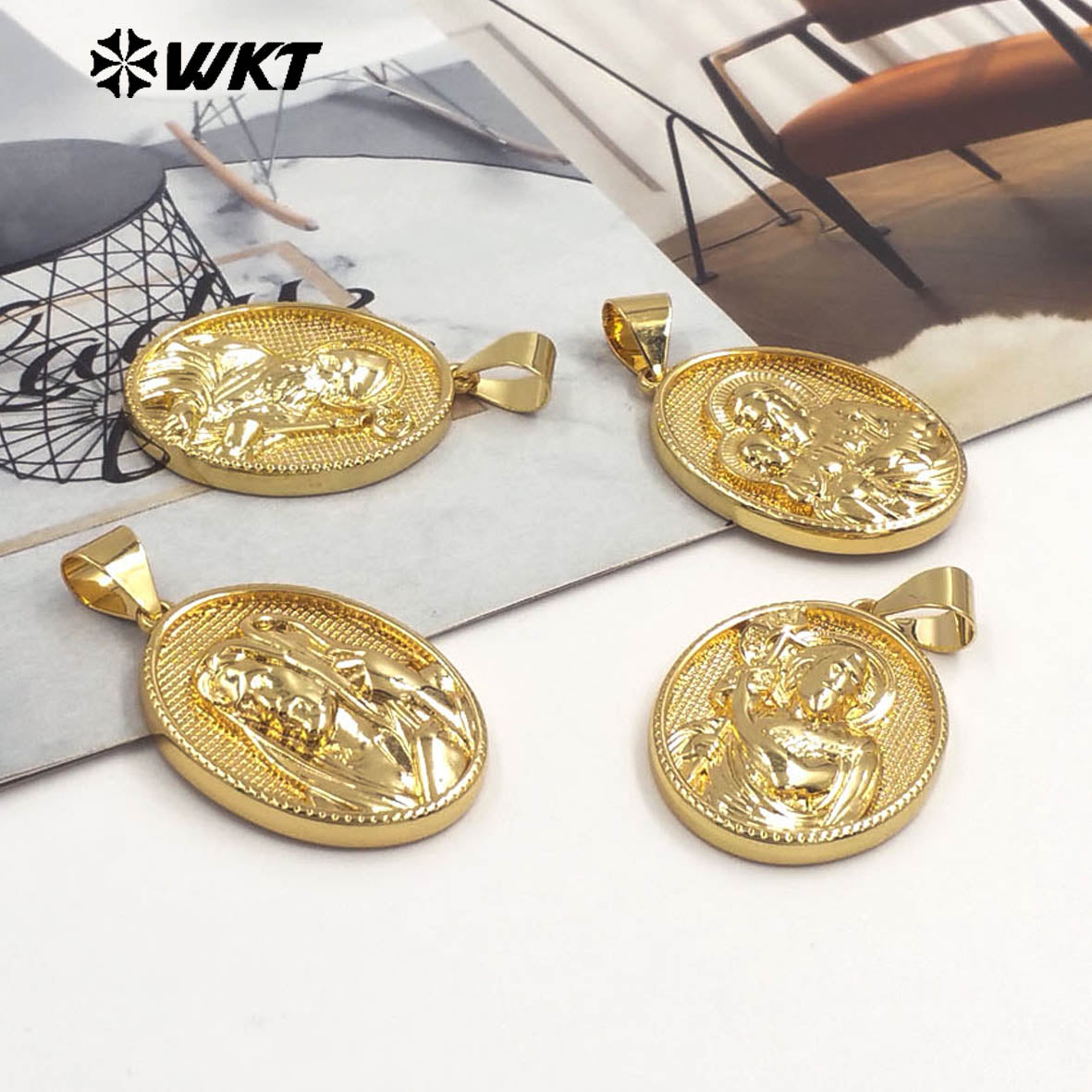 JFE146 High Quality Oval Shape Yellow Brass With Gold Plated Christian Religious Pendant Carved DIY Accessories