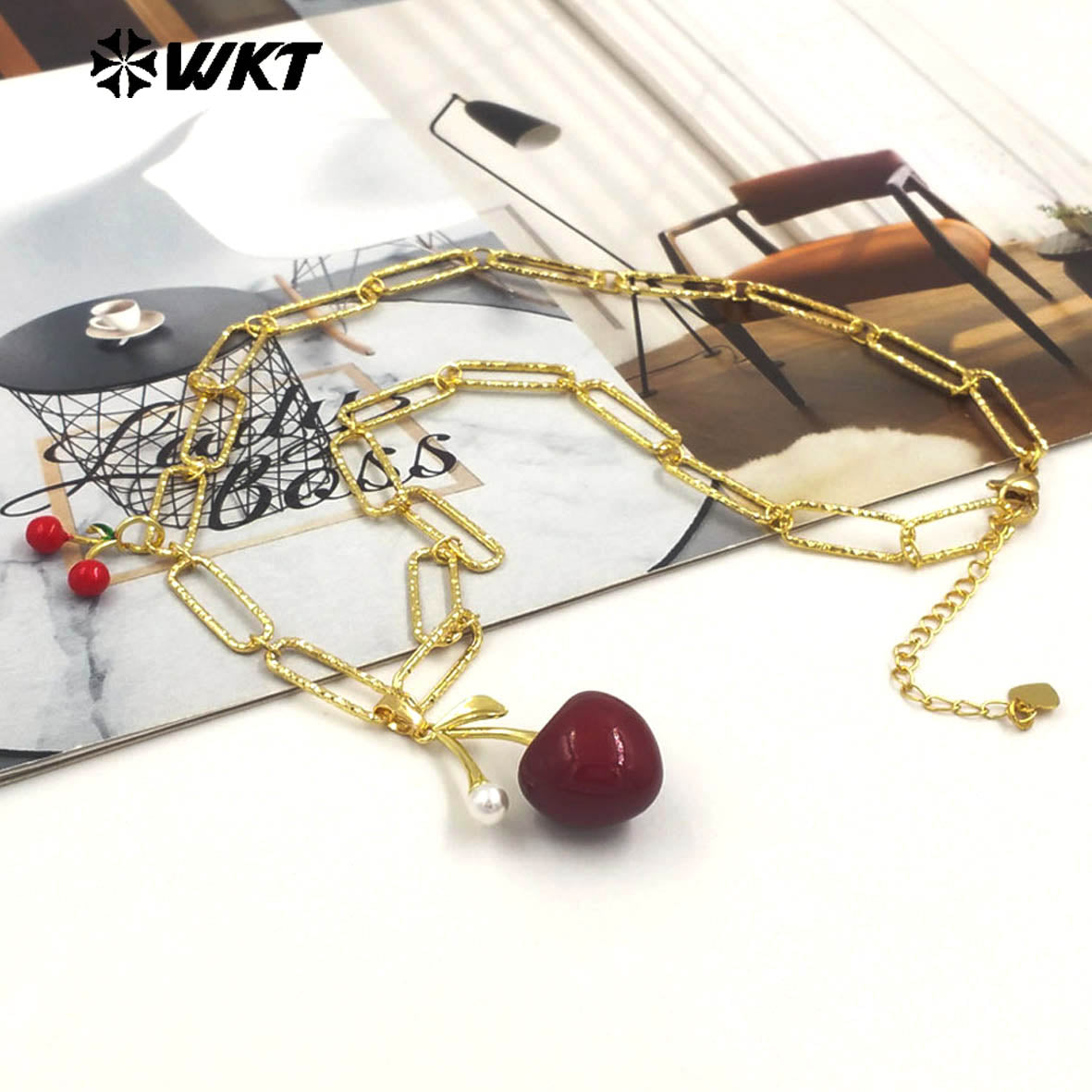 WT-JFN37 Romantic Fashion Fruits Necklace Double Charms Gold Plated Yellow Brass With Drop Oil As Girlfriend Jewelry Gift