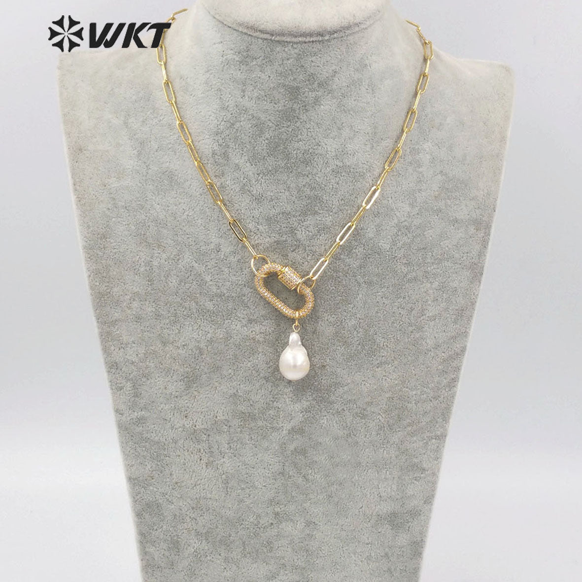 WT-JN152 Wholesale Fashion Gorgeous Natural Freshwater Baroque Pearl Necklace Gold Micropaved CZ Clasp Decorative Pearl Necklace