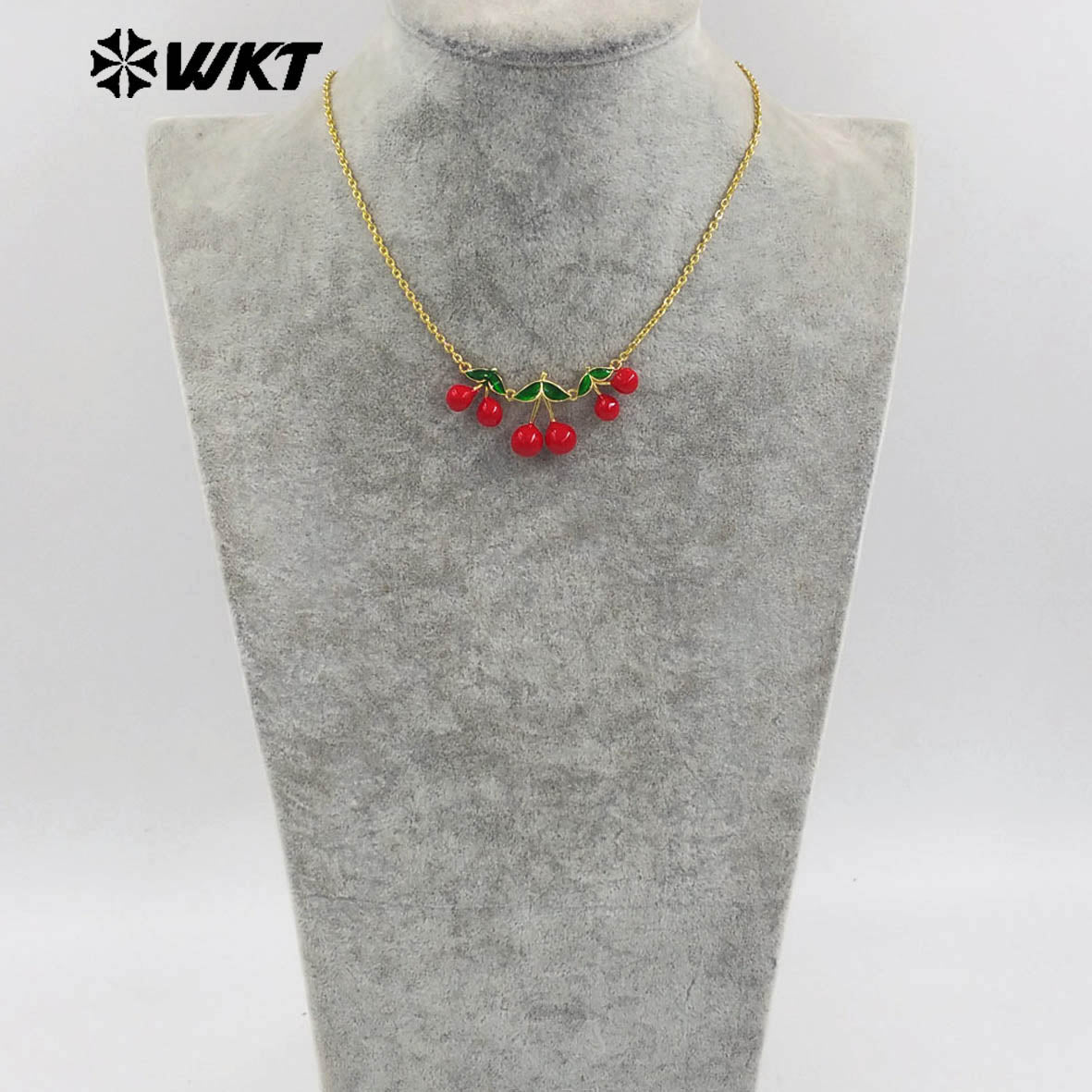 WT-JFN41 Beautiful Newest Gold Plated Necklace With Three Cherries Tiny Chain For Women Jewelry Accessories Gift Wholesale