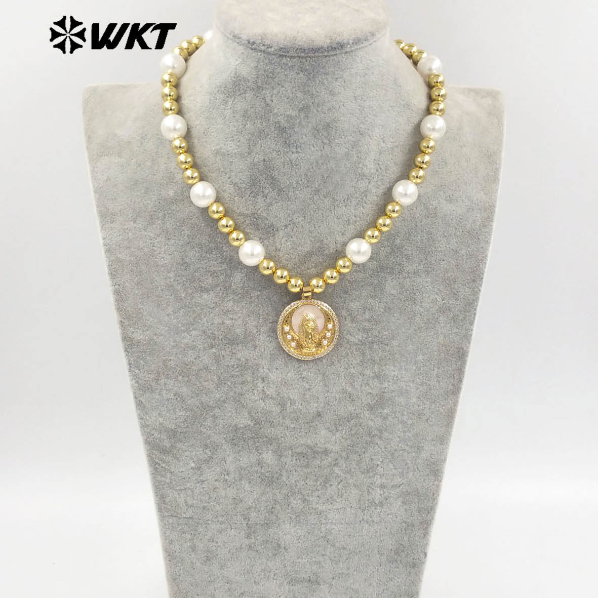 WT-JN304 Hot Sales 18K Gold Plated Natural Brass Round Beads Religious Bodhi Pearl Shell Necklace for Women As Daily Decoration