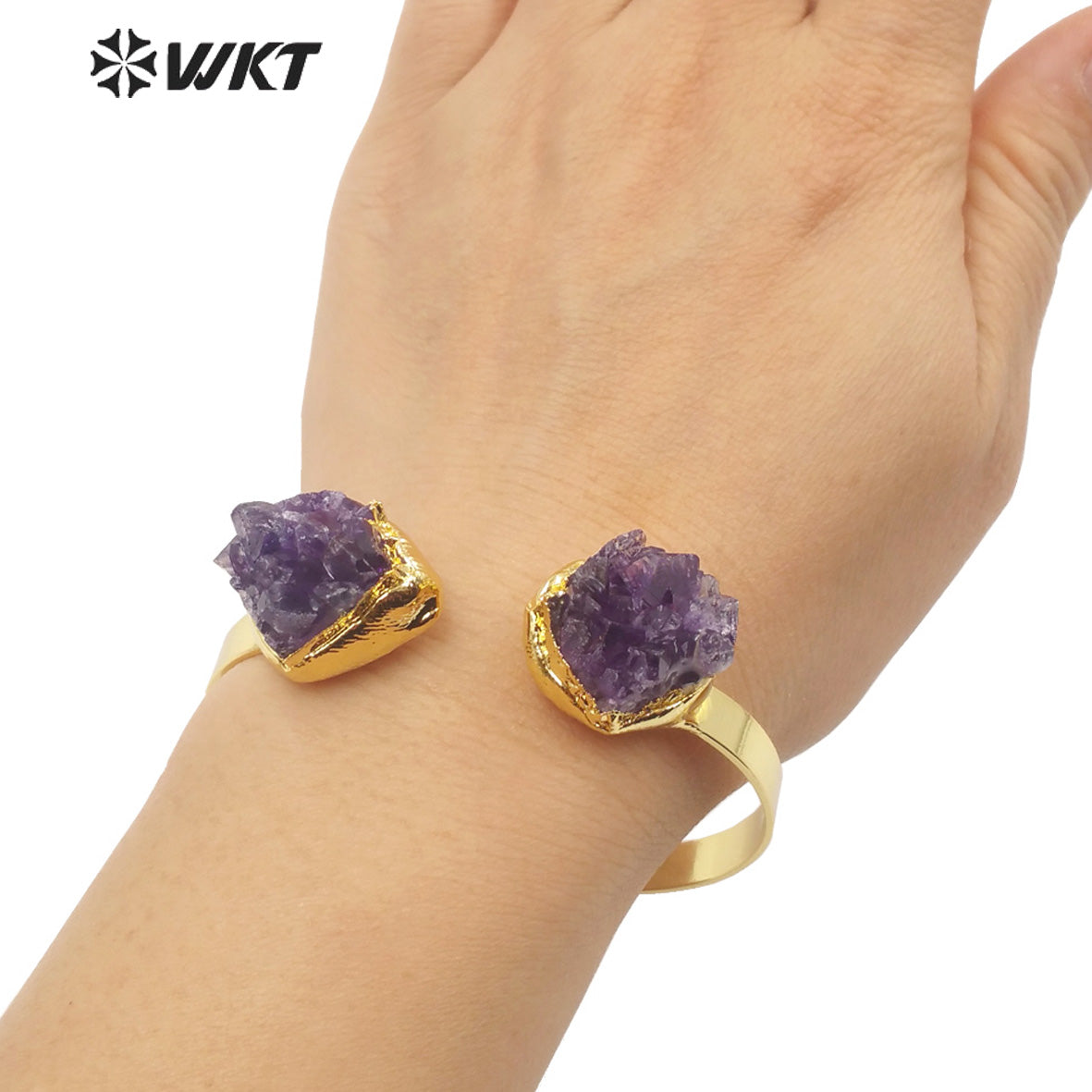 WT-B594 WKT 2022 Fashion Style Natural Amethyst Jewelry Stone Bracelet Opening Adjustable Gold Stone Bangle Women Jewelry