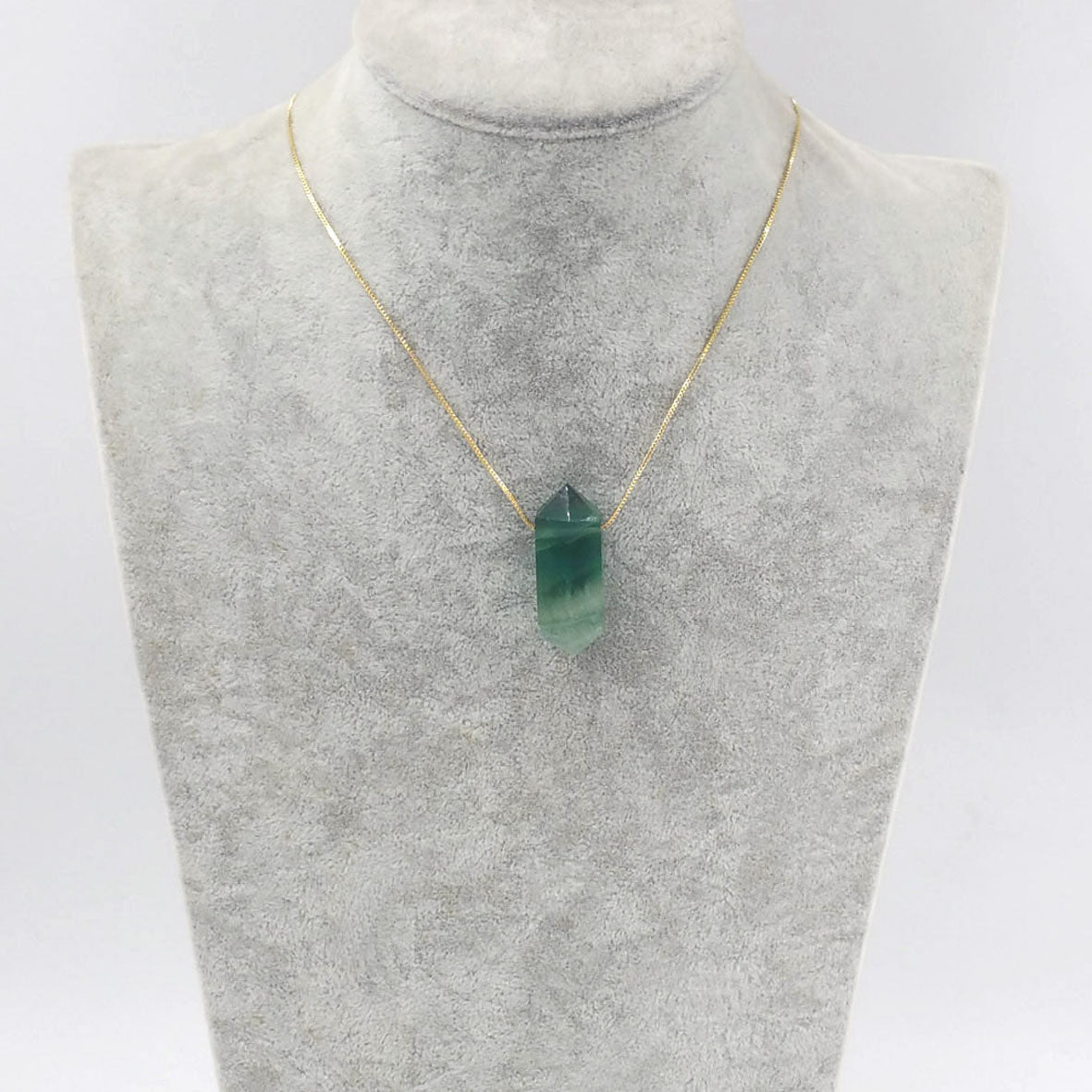 WT-N1373 Crystal clear Hexagonal Column Necklace Concise Style Pendant Colorful Stone Simple Jewelry Natural Stone Necklace