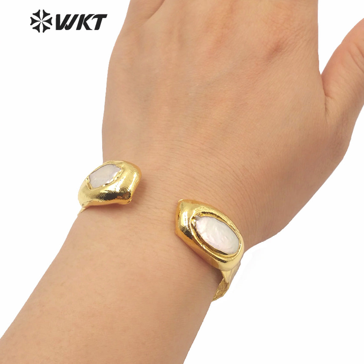 MPB020 Wholesales Double Pearl Fashion Women Bangle Gold Electroplated Cuff Adjustable Pearl Bangle for Weddings