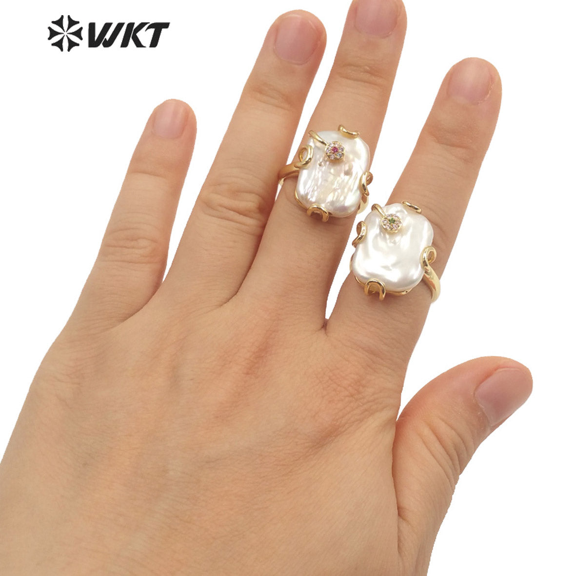 WT-MPR070 Gorgeous Trendy Fashion Natural Freshwater Pearl and Zircon Ring18k Gold Plating for Women Lucky Unique Design Ring