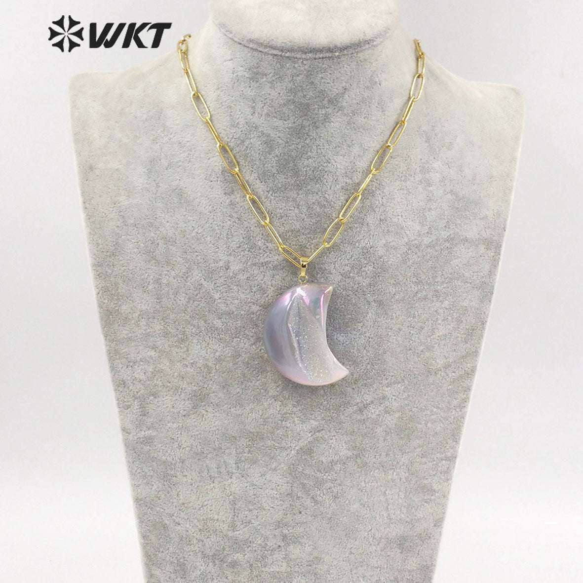 WT-N1393 Wholesale Fashion Gold Aura Druzy Agate Stone Necklace Grey Geode Agate Moon Necklace with Link Chain Healing Necklace