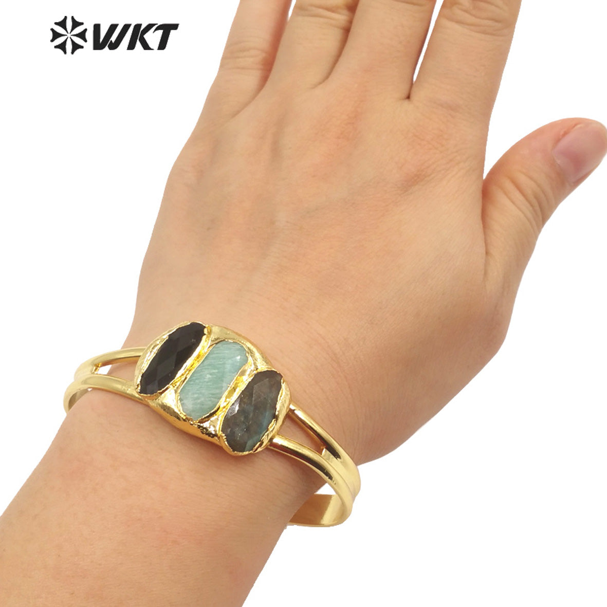 WT-B609 2022 Pastoral Three-color Gemstone Bangles C-shaped Opening Bangles Temperament 18k Gold-plated Natural Stone Bangles