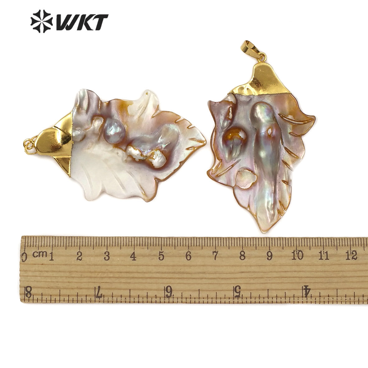 WT-JP139 Wholesale New Arrival Unique Natural Pearl Pendant Jewelry the Top in 18K Gold Plated Mother of Pearl Pendant