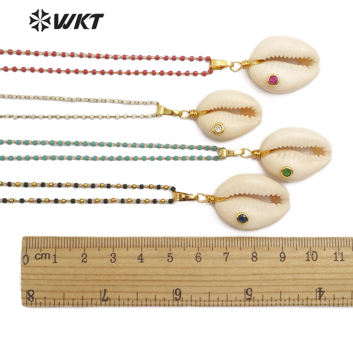 WT-JN096 Wholesale Fashion Jewelry Natural Cowrie Necklace with Cz Stone Colorful Cz Stone Necklace Can Choose