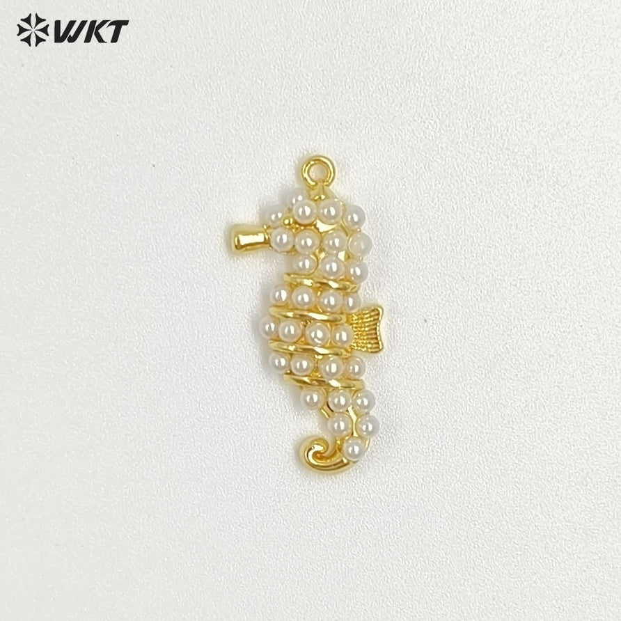 WT-MP316 High Quality Gold And Silver Plated Brass With Artificial Pearl Seahorse Shape Pendant For Women Luxury Jewelry DIY