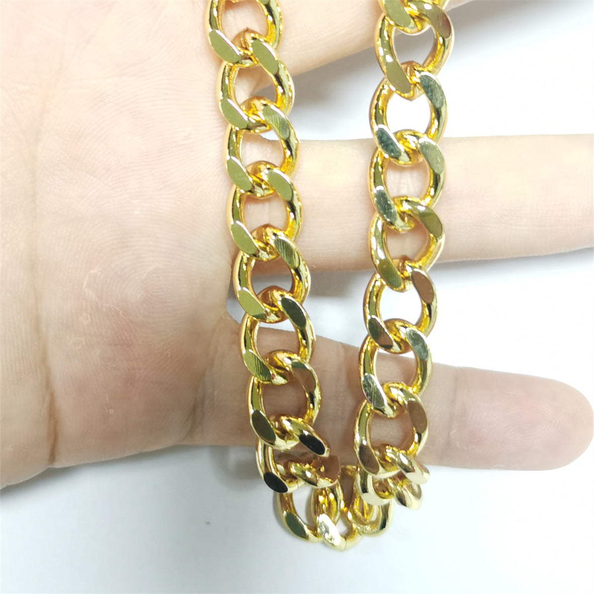 WT-BC169 Wholesale Fashion 18k Real Gold Plated Bright Shiny Circular Shape Long Link for Jewelry Necklace Bangle Cuba Chain