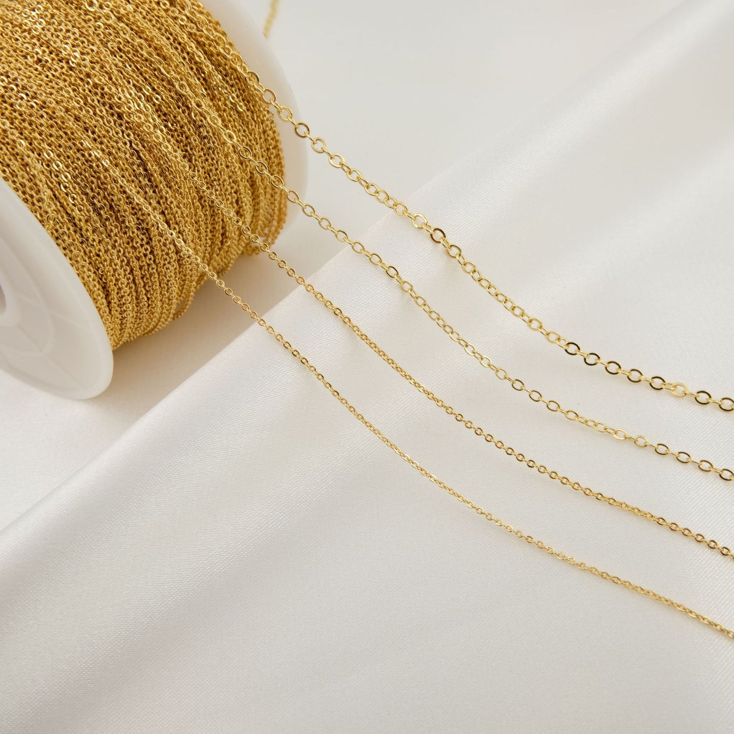 WT-BC196 Newest Fashion 18k Real Gold Plated Brass Chain Yellow Brass Sell by Meters Oval Shape Handmade Bead Chain