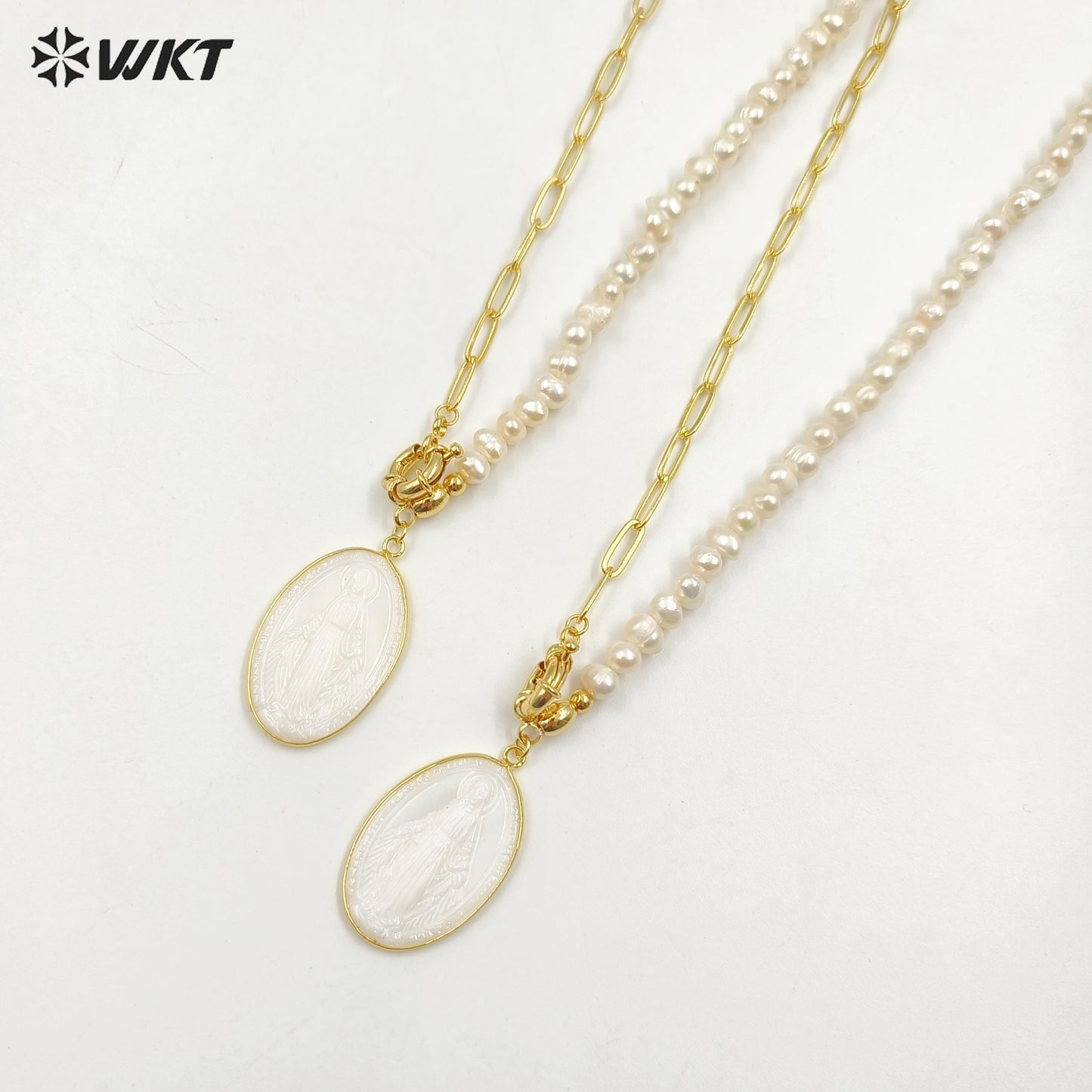 WT-JN128 WKT Unique Amazing Chic Design Women Hand Make Carved Religious Christian Mary Jesus Pendant 18real Gold Shell Necklace