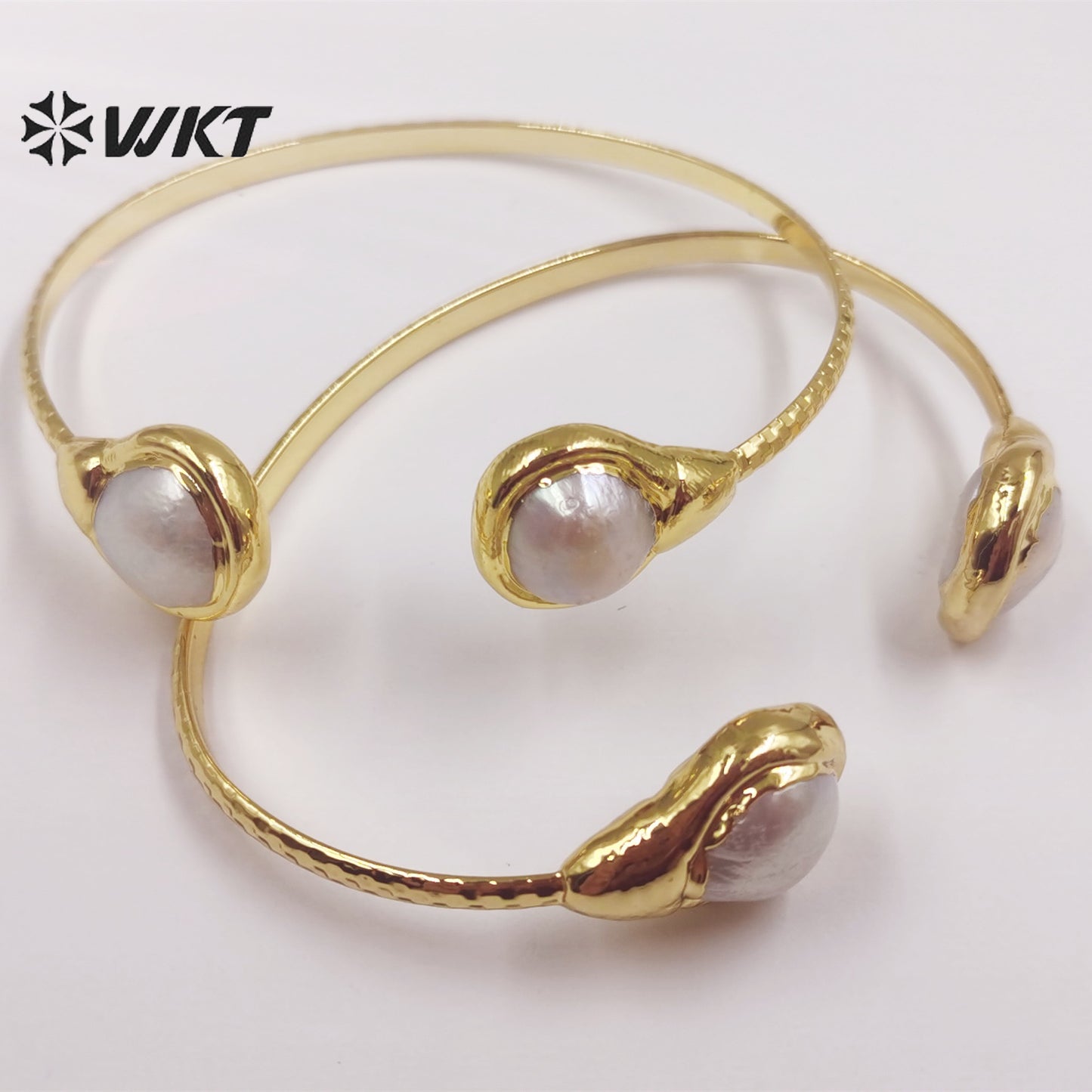 WT-MPB054 Fairness Pearl Yellow Brass 18k Gold Plated Bangles French Vintage Playful Adjustment Bangles Natural Pearl Bangles