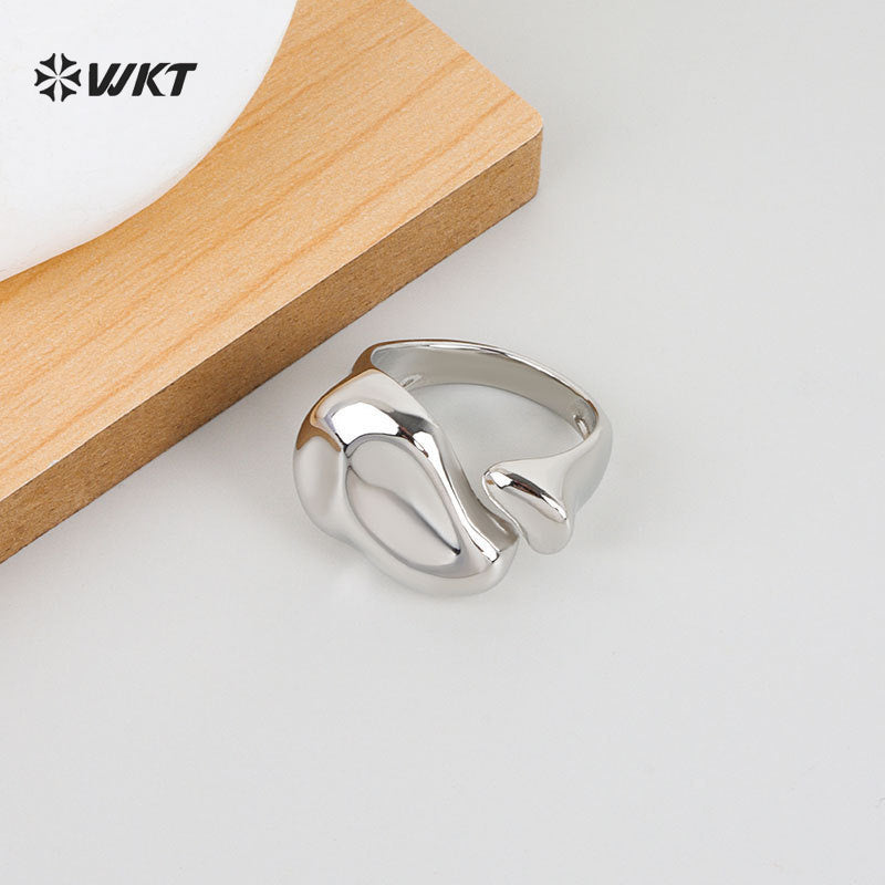 WT-RF013 Unique Features Simple Design Yellow Brass In 18k Gold Plated Men And Women Metal Irregular Rings For Party Jewelry