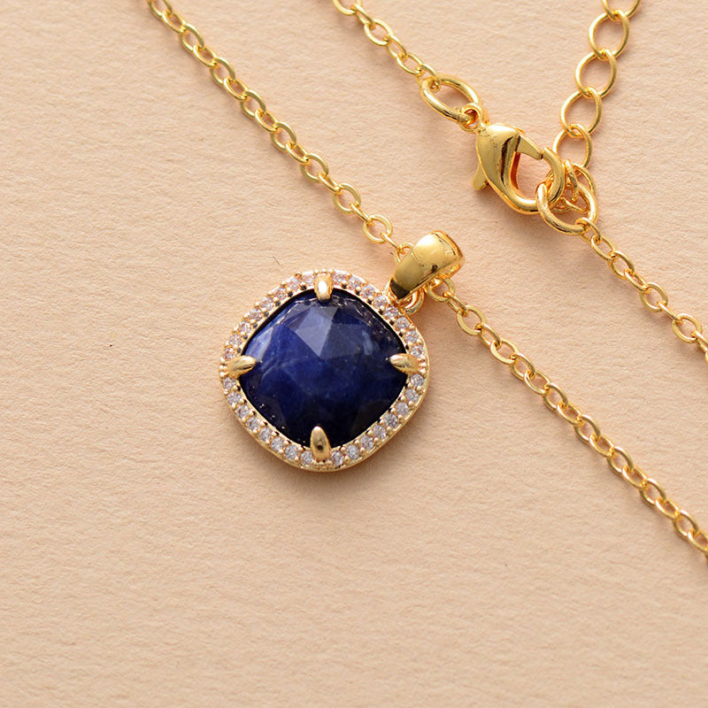 WT-N1488 Fashion Lady Square Micro Pave Setting Natural Amethyst Amazonite Lapis Charm Necklace in 18K Gold Plated