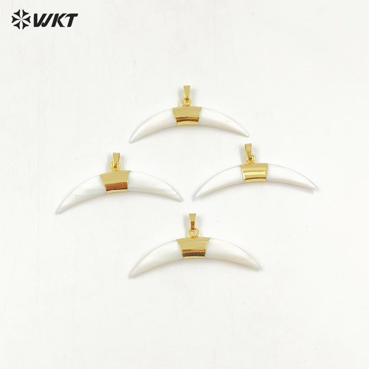 WT-P1236 WKT Fashion Jewelry Popular Crescent Shape White Shell Pendant