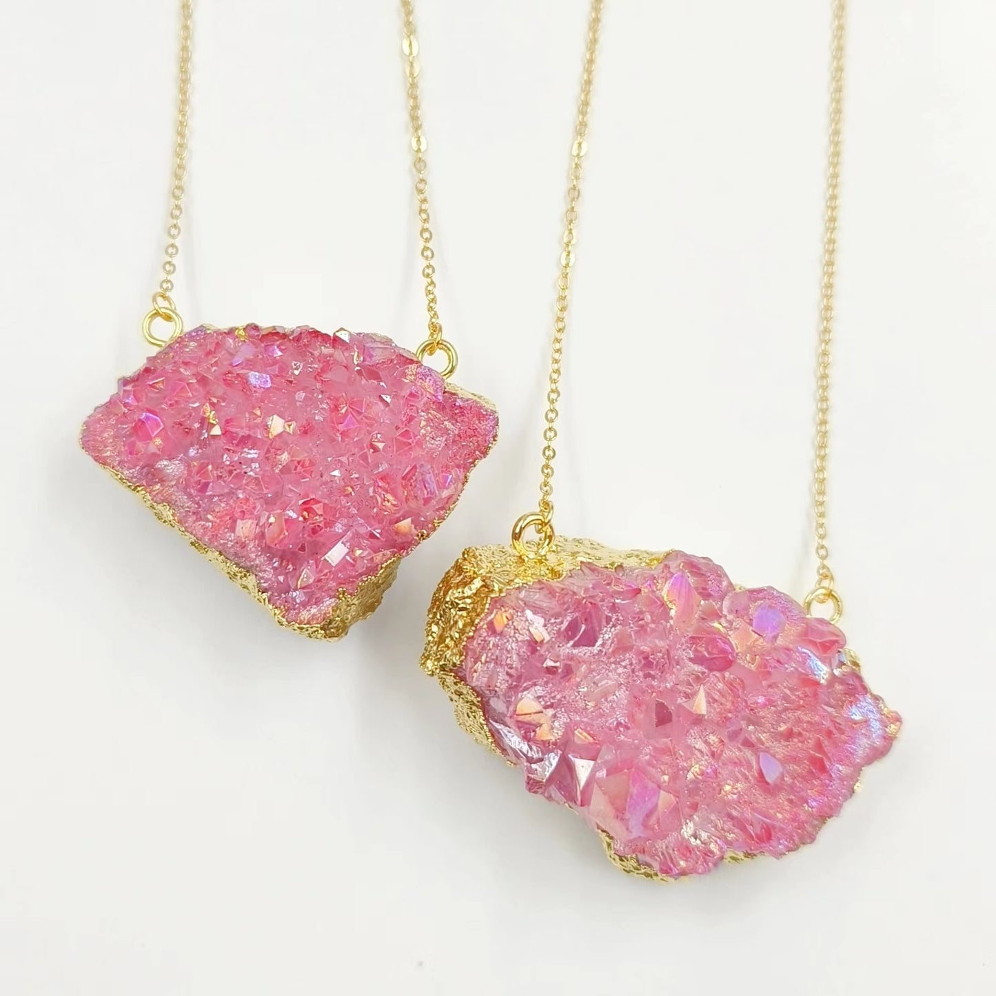WT-N1440 WKT Best 2023 Newest Natural Aura Cluster Quartz Pendant Necklace Women Simple Hoop Aura Necklace