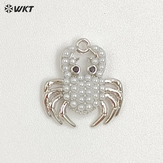 WT-MP310 Wholesale Fine Jewelry Gold And Silver Color Marine Animals Crab Shape Zircon With Artificial Pearl Little Pendants