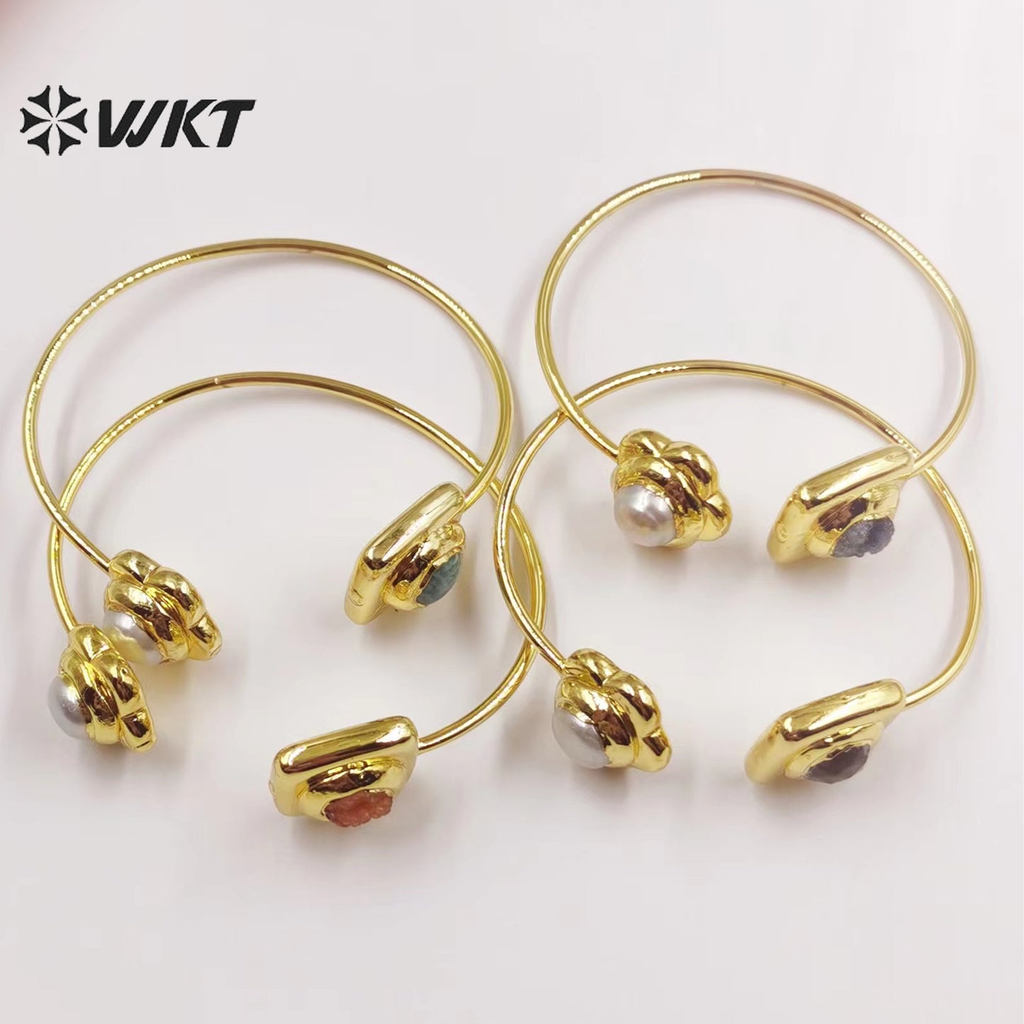 WT-MPB053 Delicate Round Pearl Druzy Quartz Stone Combination Bangles 18k Gold Plated Adjustable Bangles Natural Quartz Bangles