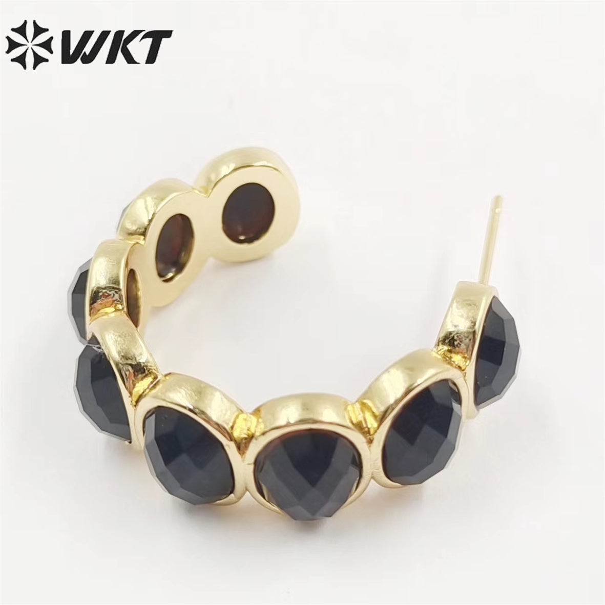 WT-E707 Amazing Fashion Women Natural Gemstone Setting Letter C Crescent Horn Earrings Lady Anniversary Earrings