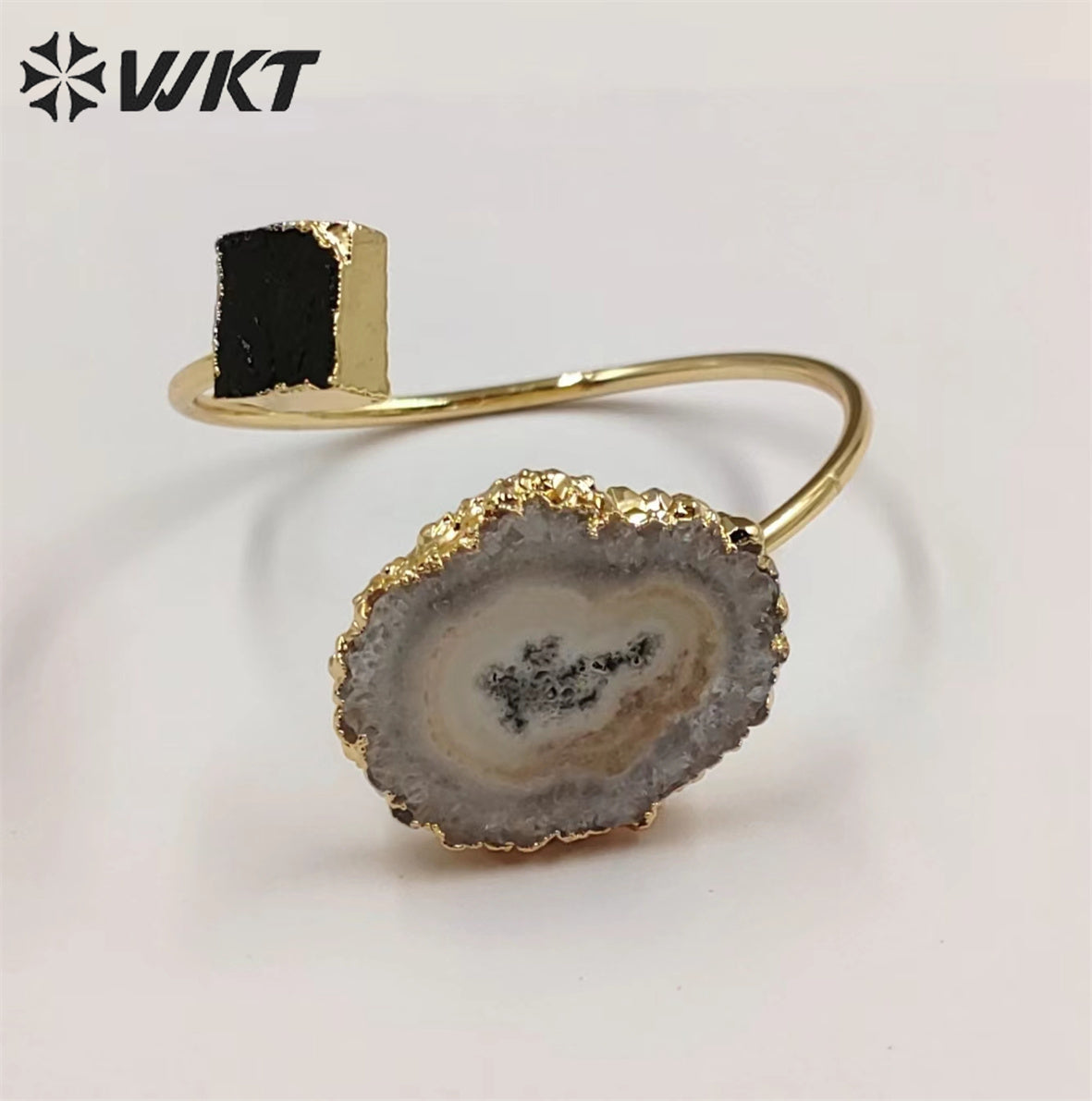 WT-B625 WKT 2022 NEW Style Stelatite Quartz and Black Tourmaline Bangle Fashion Flower Shape Bangle Accessories Women