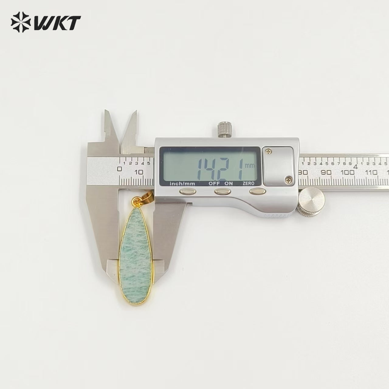 WT-P1889 Wholesale Fashion 18k Real Gold Plated Double Flat Natural Amazonite Pendant Fashion Long Waterdrop Stone Pendants