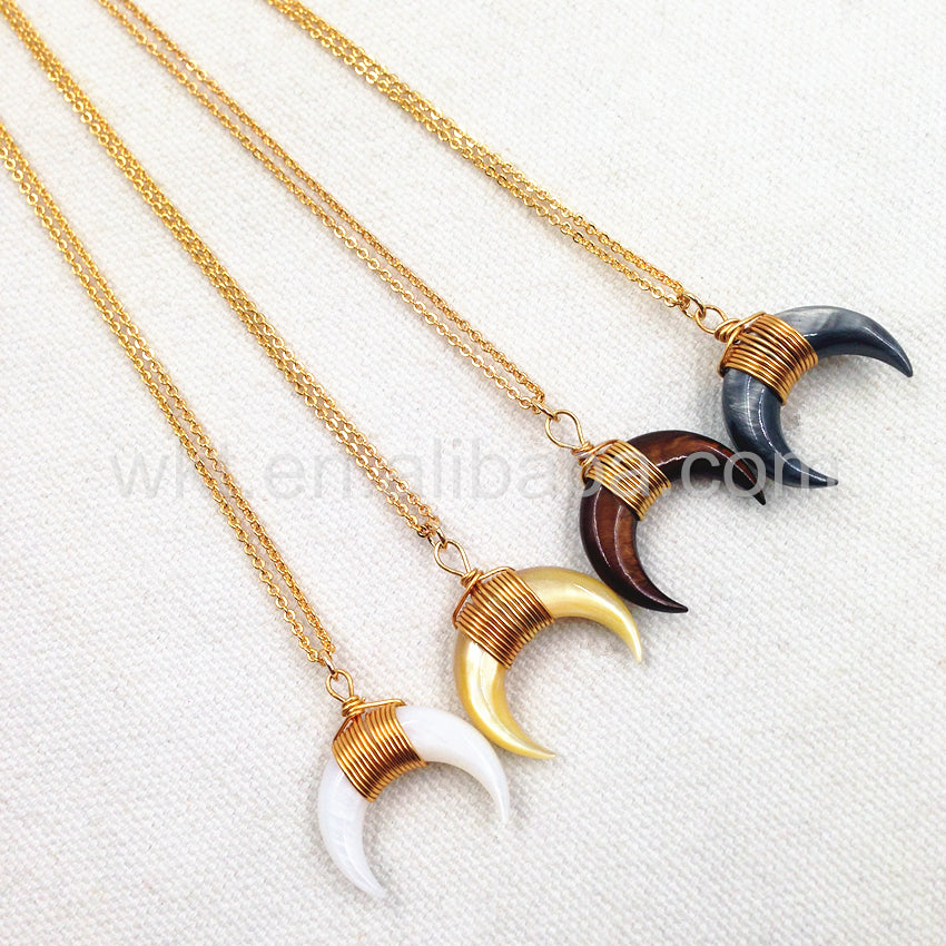 WT-N747 Wholesale Fashion Tiny Charm Shell Crescent Horn Necklace Wirewrapped Half Moon Crescent Necklace