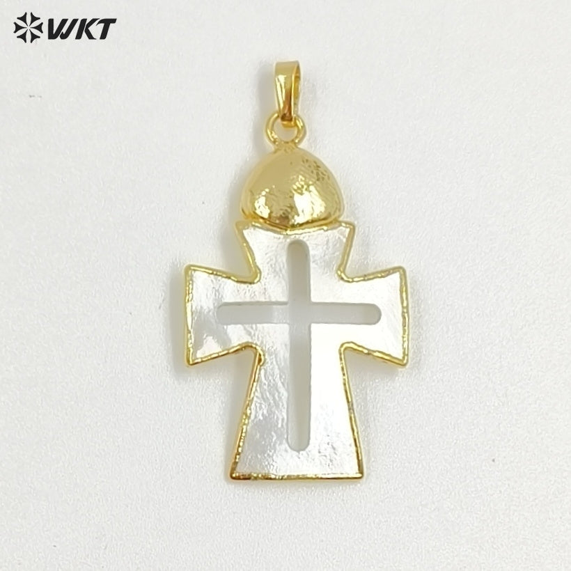 WT-JP422 Wholesale Vintage Style Natural Shell Gold Plated Cross Shape Middle Hollow Pendant For Unique Necklace Handmade