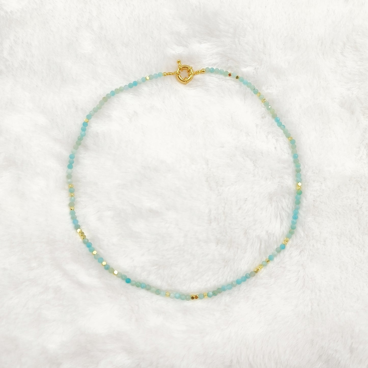 WT-N1443 WKT Best 2023 Newest Natural Aura Cluster Quartz Necklace Women Simple Hoop Aura 3MM Stone Beads Necklace
