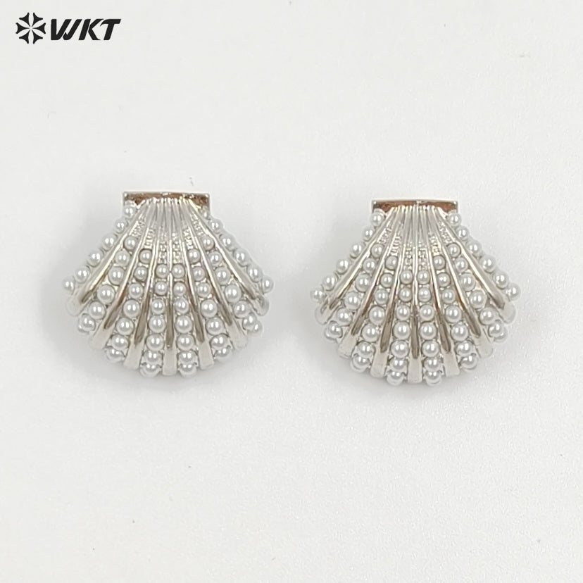WT-ME124 New Arrival Delicate Gold And Silver Electroplated Brass With Artificial Pearl Shell Shape Earrings For Lovely Gift