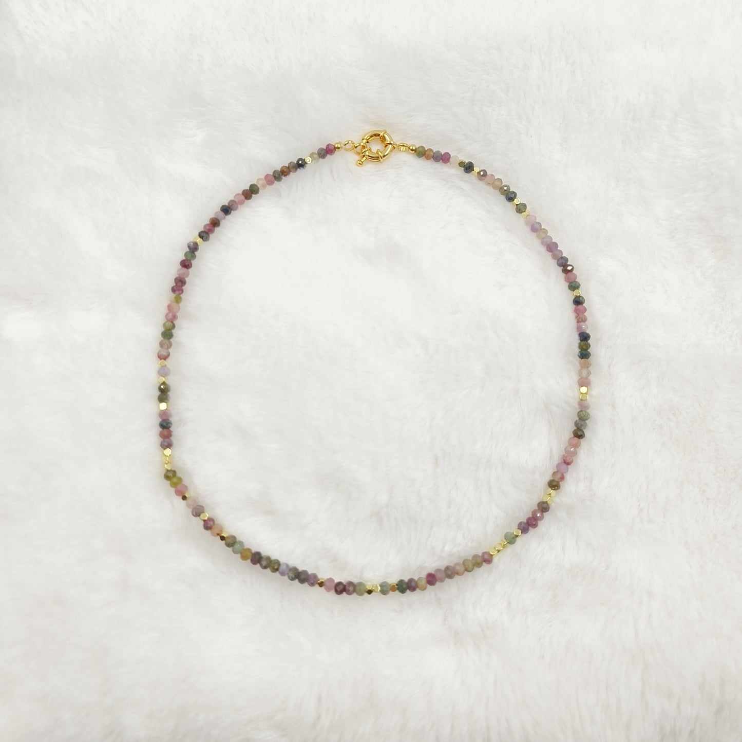 WT-N1443 WKT Best 2023 Newest Natural Aura Cluster Quartz Necklace Women Simple Hoop Aura 3MM Stone Beads Necklace