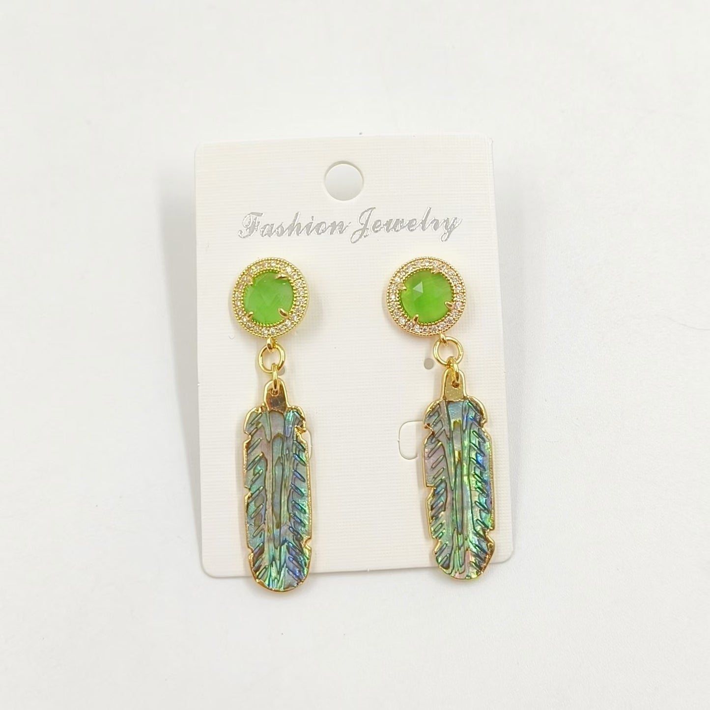 WT-MPE145 Best Selling Stylish Elegant 18K Gold Plated Natural Colorful Patterned Shell Cat Eye Women Earrings As Special Gift