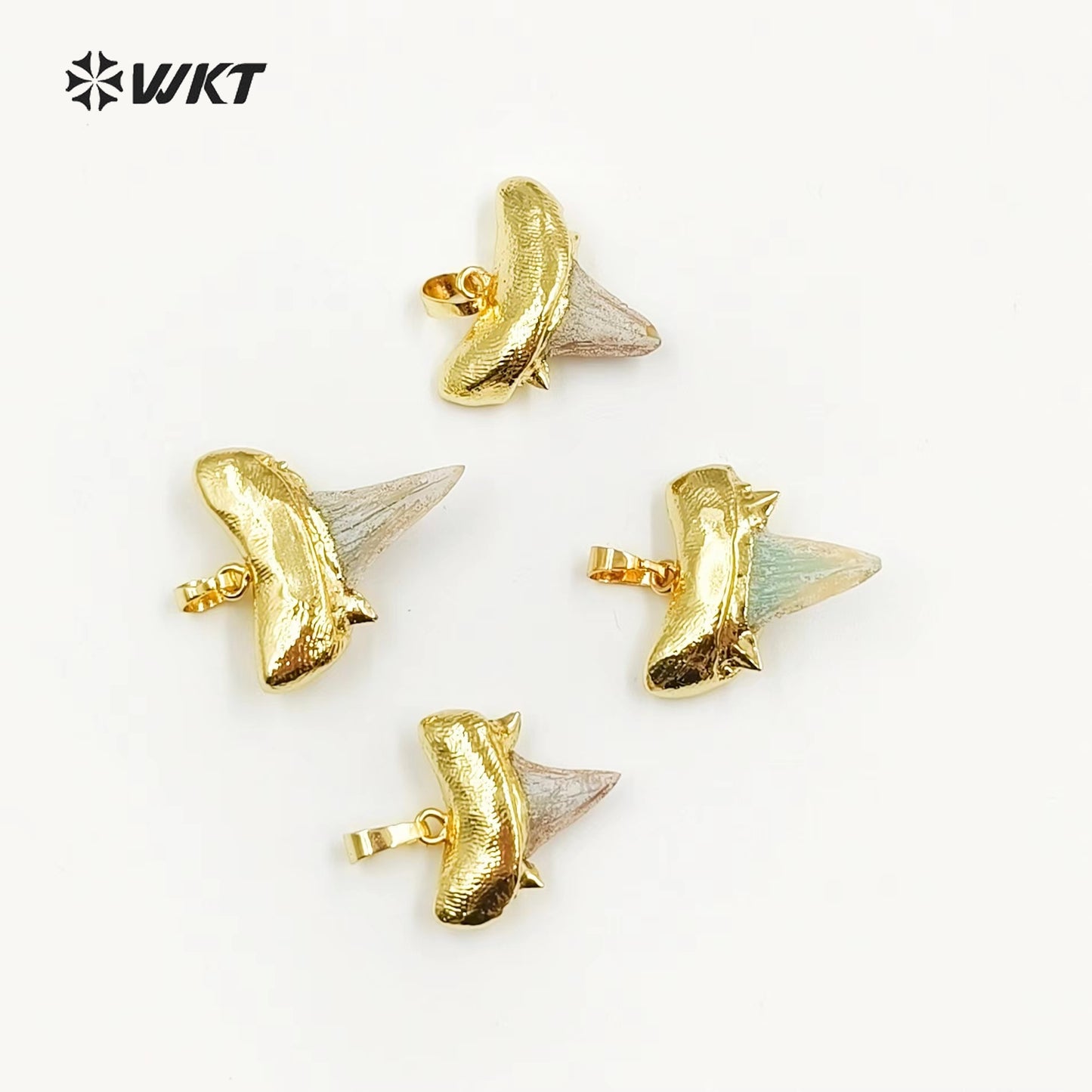 WT-P858 Crescent Fashion Pendant Bone Shaped 18k Gold Plating Pendant Wholesale Amazing Crescent Pendant