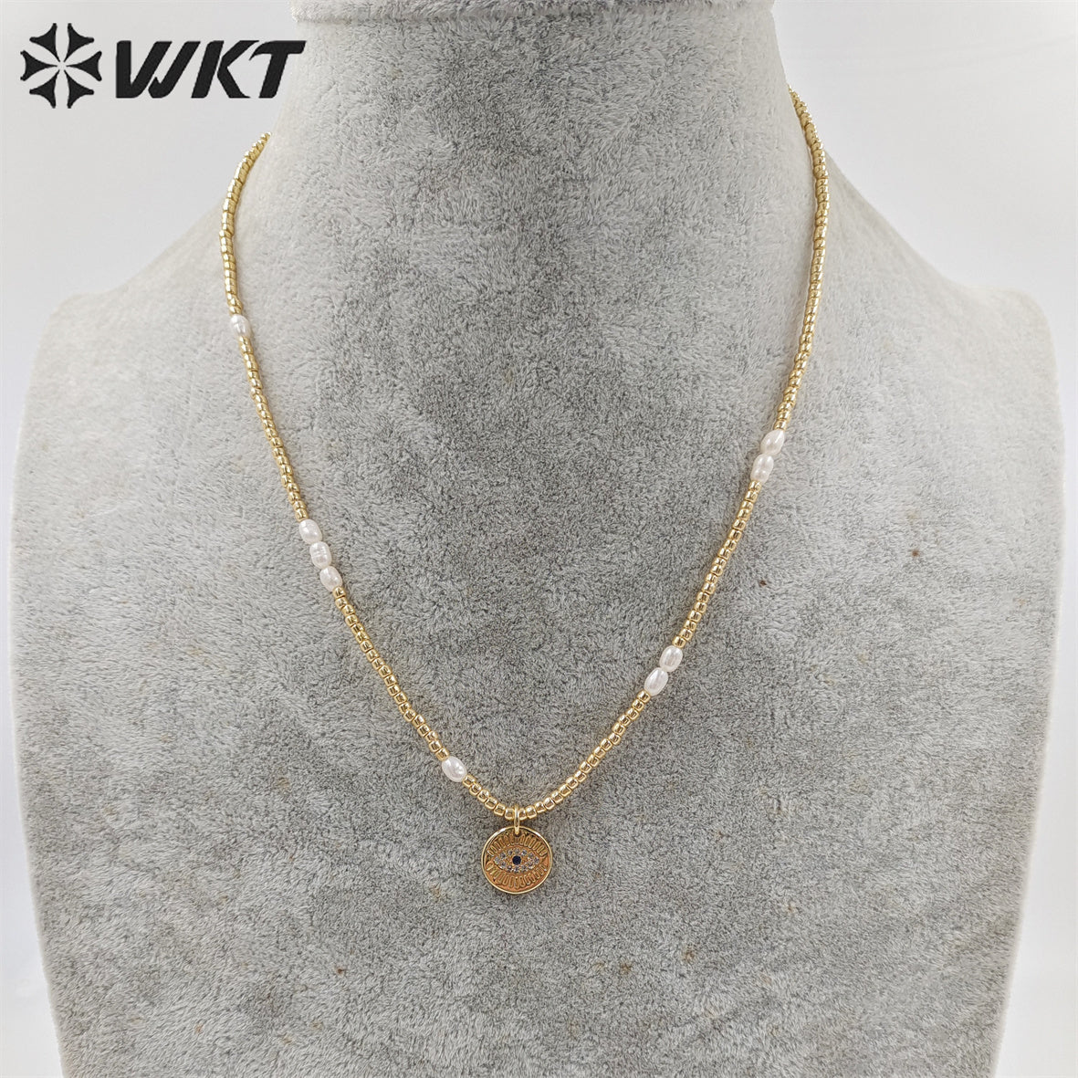 WT-JN179 Wholesale Fashion Gold Plated Tiny Beads Elegant Lady Eye Necklace 2mm Hand Strand Beads Necklace for Friend Birthday